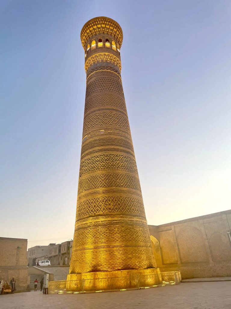 Po-i-Kalyan, Bukhara