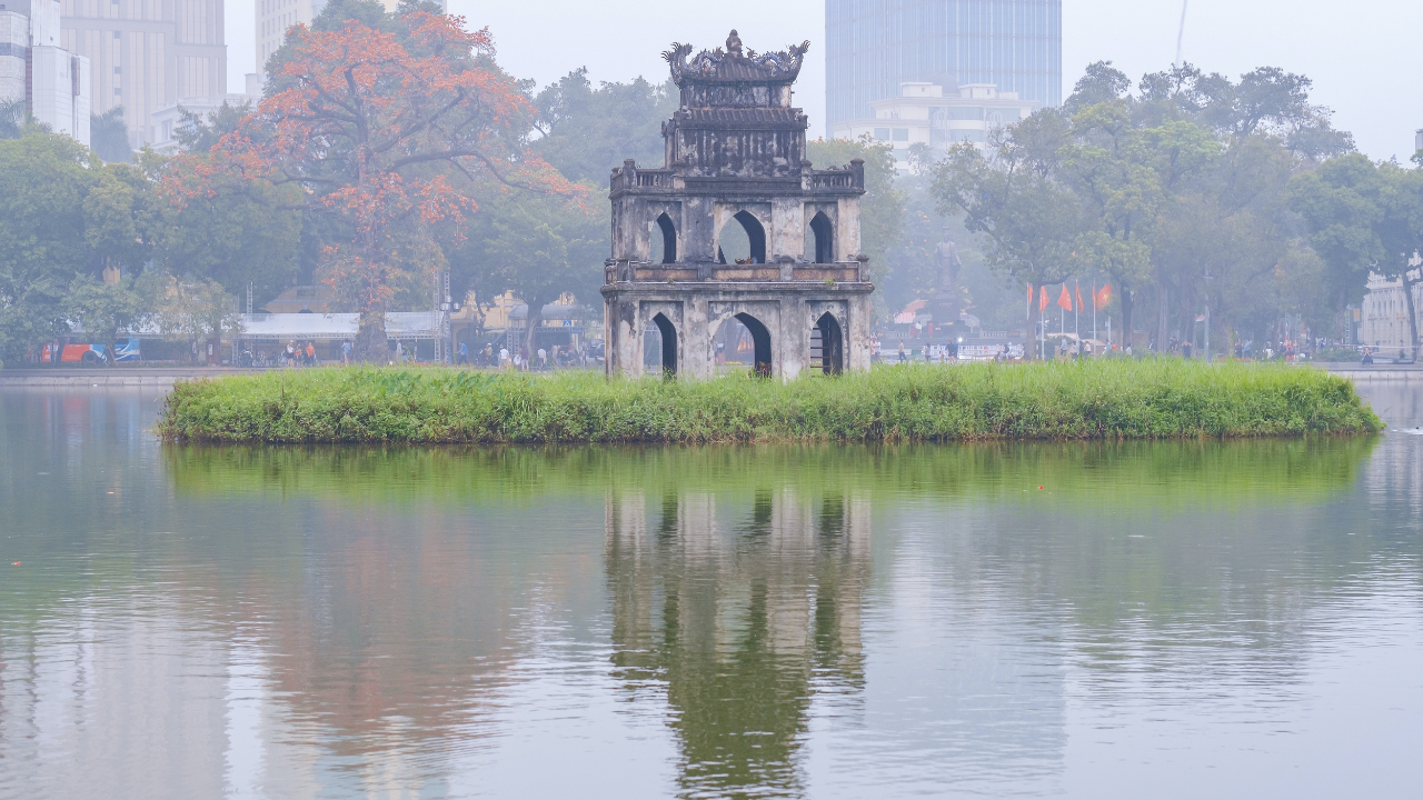 Hoàn Kiếm Lake, Hanoi