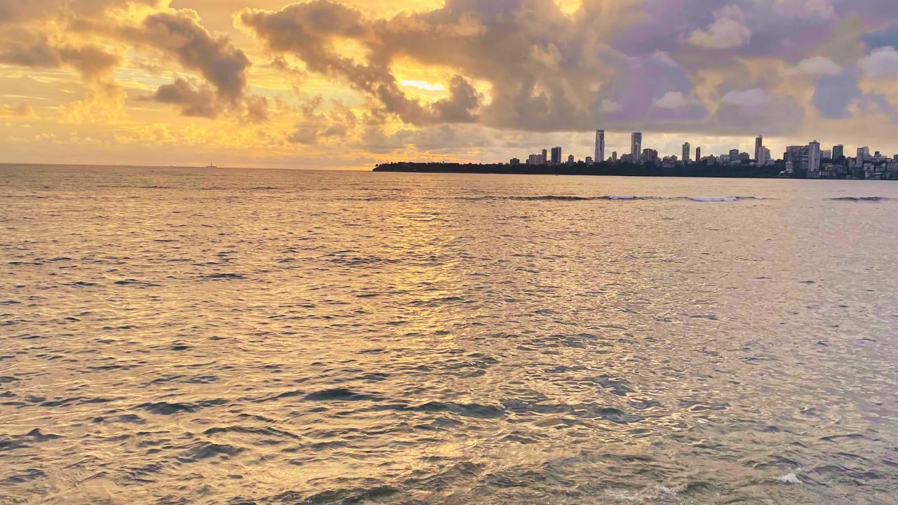 Marine Drive, Mumbai