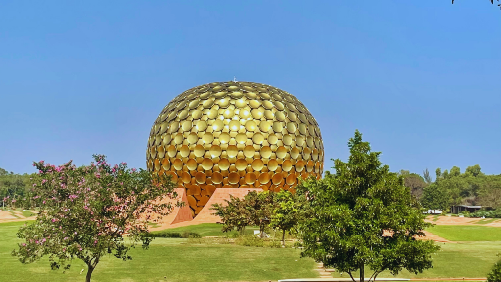 Matrimandir, Auroville